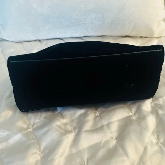 Dolce & Gabbana Black Velvet Bag - Picture 4 of 11